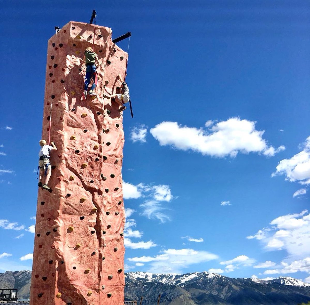 DiscoveryClimb1's tweet photo. 🧗‍♂️ We are proud Australian distributors of spectrumsportsintl bringing you mobile rock climbing walls and endless adventure for events across Australia!

Get ready to elevate your fun with our unbeatable offerings! 🇦🇺🏞️

Link in bio to discover more!

 #spectrumsports #elevate https://t.co/zsvX467zo6