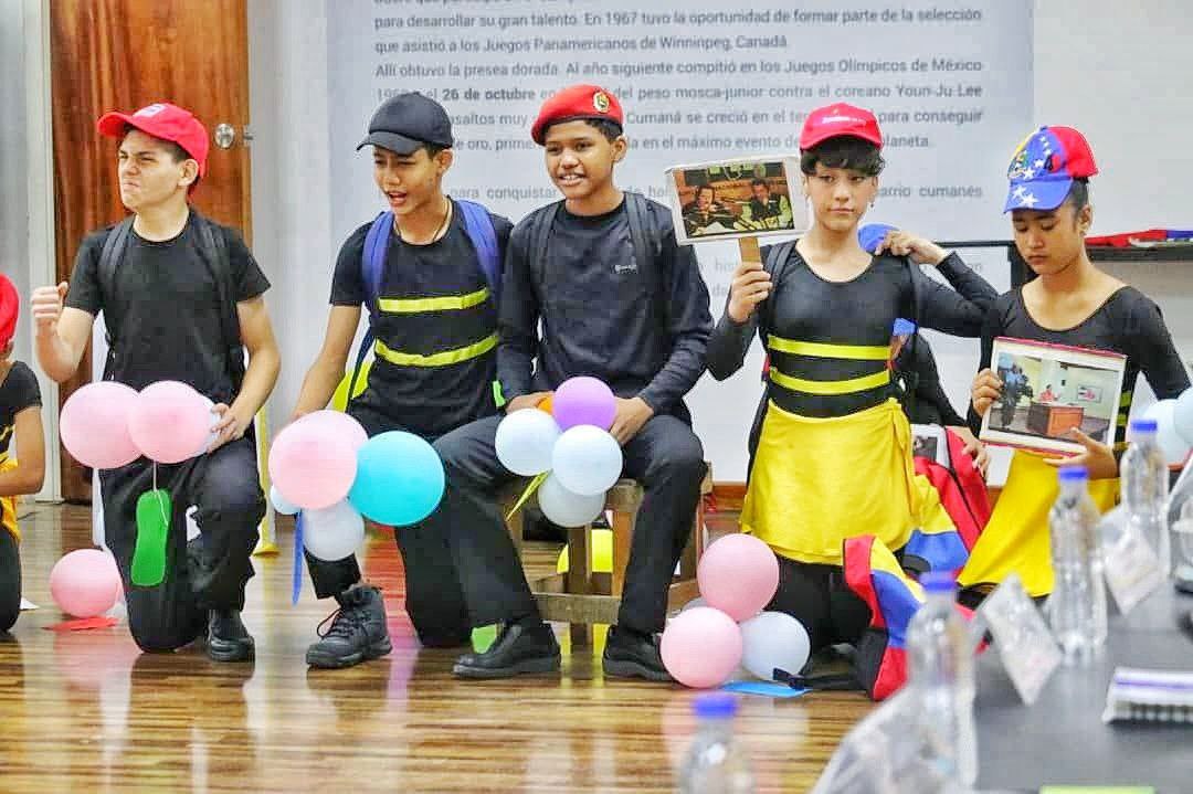 torrealbaf's tweet photo. #8Ago || Desde el Salón "Morochito" Rodríguez del @INDeporteVE participamos en la Jornada de Trabajo N°74 de la Vicepresidencia Social y Territorial.
@NicolasMaduro 
@delcyrodriguezv 
@MervinMaldonad0
@ViceSocialT_ve https://t.co/uEx9Jlh4K7