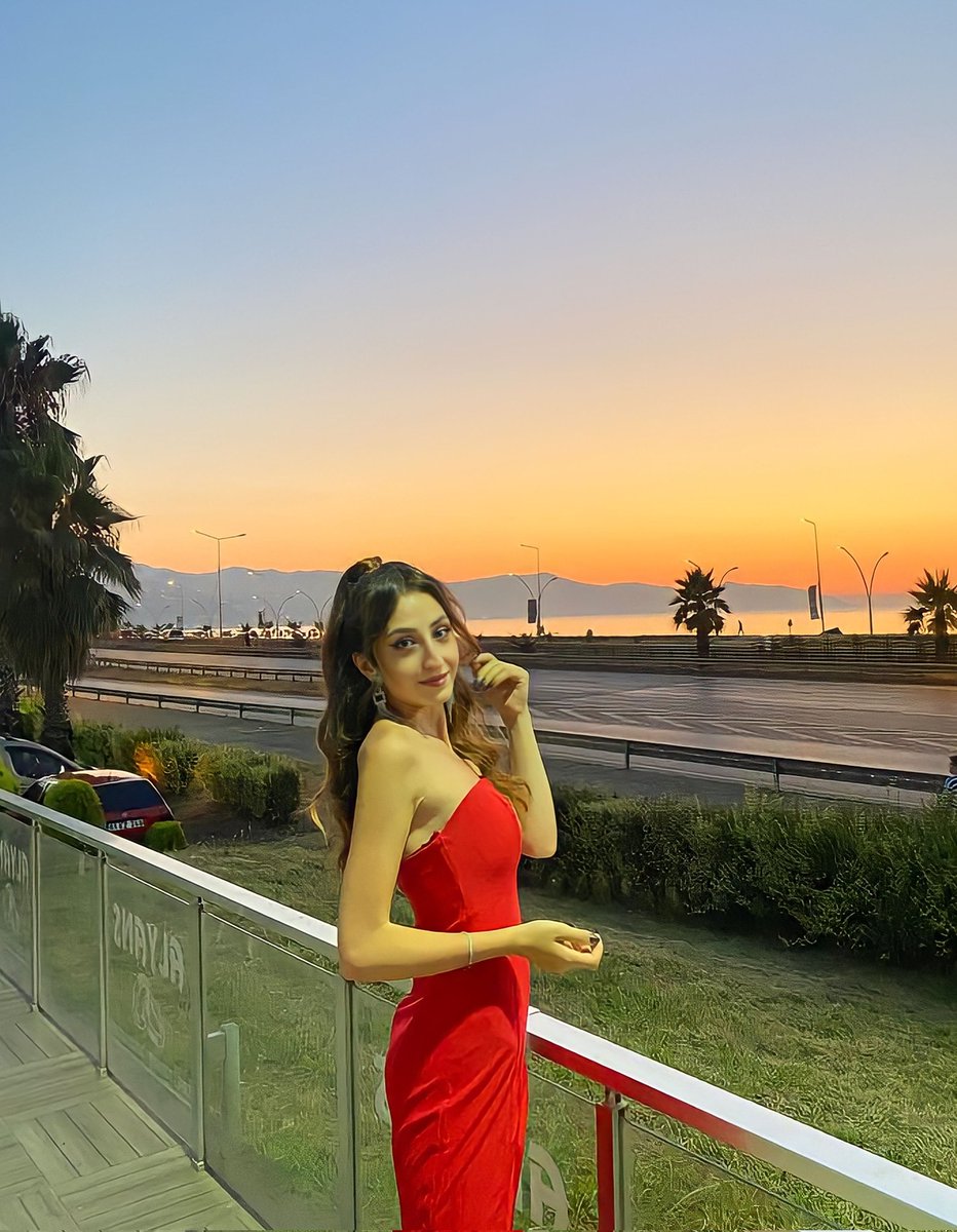 Beyza (@byznrkrbn) on Twitter photo 