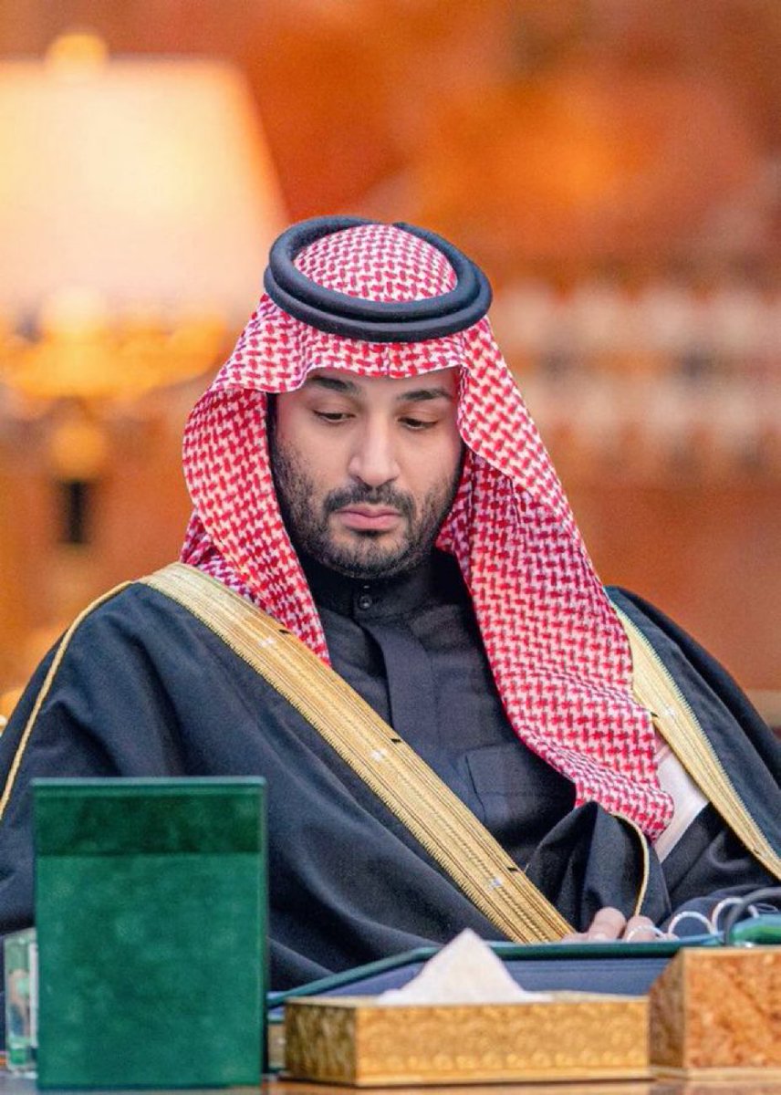 قائد التغيير  ، عرّاب الرؤية  ، أيقونة الذكاء
حقيقة الطموح ، بيت الحكمة ، معنى الشموخ 
رمز الشجاعة 
.
.
قل ماشئت ولن تفي هذا البطل كلمات .. 
فما يصنعه بالأفعال لايمكن للأقوال أن تحصره ..
حفظك الله سيدي 🇸🇦
#ولي_العهد 
#محمد_بن_سلمان 

snapchat.com/add/hrh.mbs