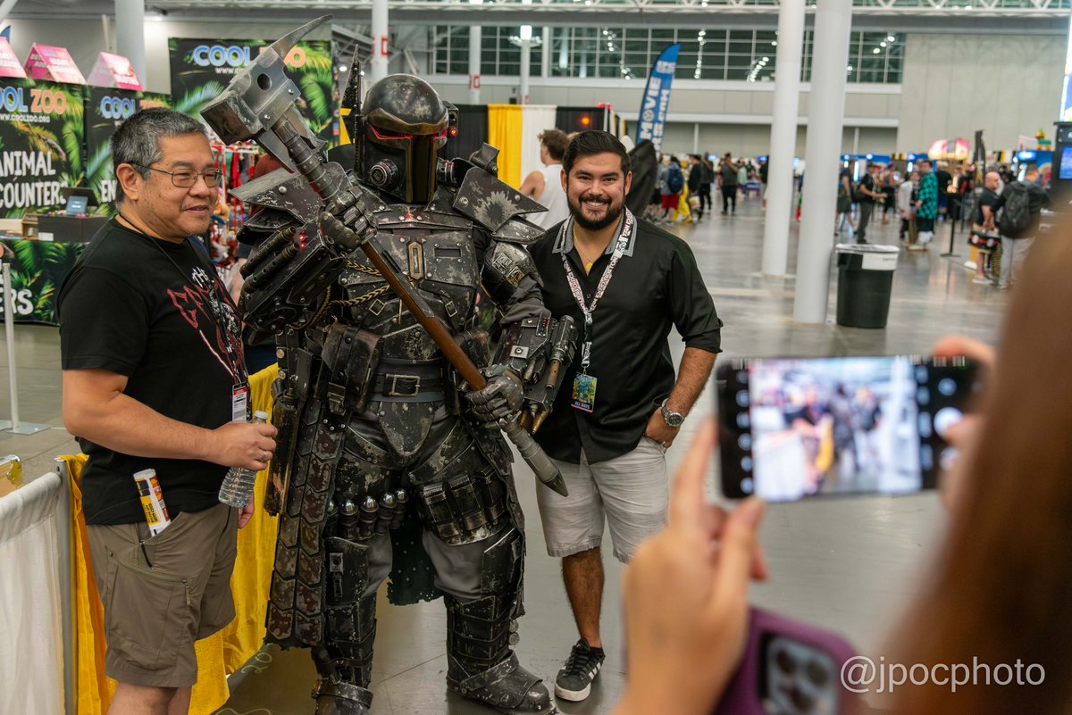Just one of many photos taken from <a href="/FANEXPOBoston/">FAN EXPO Boston</a> this past weekend. You Can see more of <a href="/mandomercs/">Mando Mercs Costuming Club</a>  member #DresdonAcacin on my IG (same name) or my facebook page facebook.com/jpocphoto 

#MandoMercs #StarWars #boston #FanExpoBoston2023 #cosplay #convention #armor