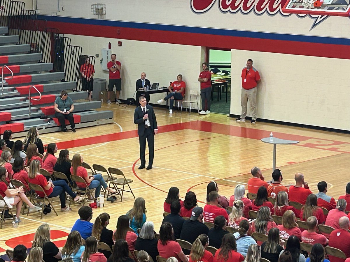 MSHSactivities's tweet photo. What an amazing day today! The Southside was in the HOUSE! We are in this together! #ThePathToSuccess https://t.co/X7gRQ1G7DP