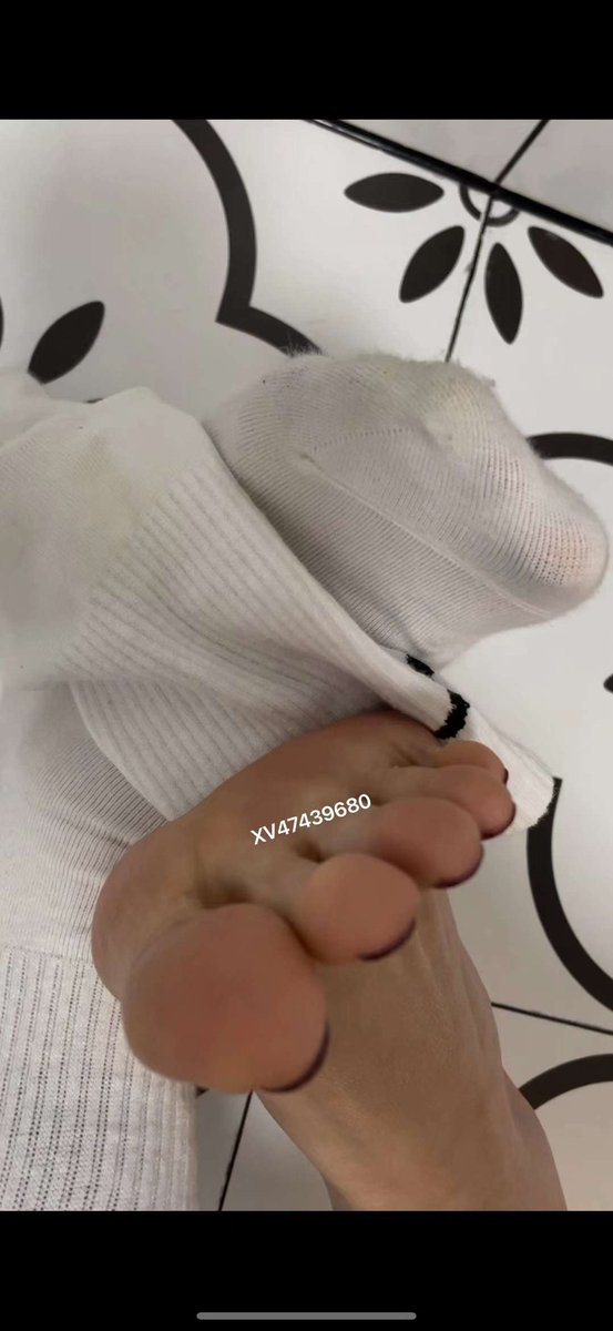 jackyxin5's tweet photo. 哪只小狗子🐶能用自己嘴帮主子洗袜子的 https://t.co/X6qgzULT2g