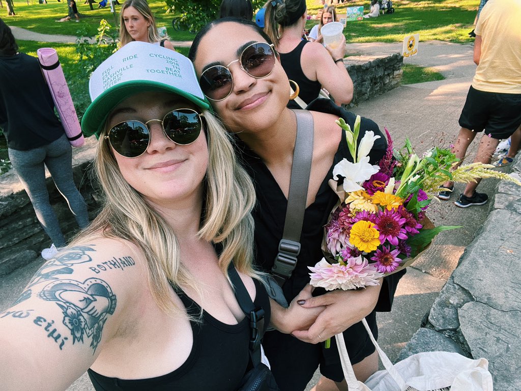 ImaniGivertz's tweet photo. Life is so sweet and for some reason the farmers market is one of the best reminders. 
Cc: @bby_driver https://t.co/eDKNfhKZl2