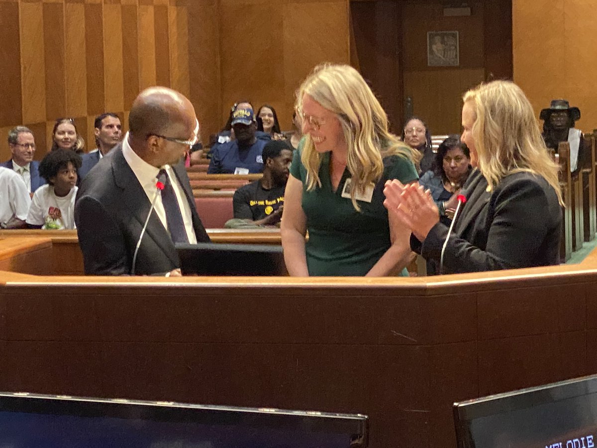 houdistrictg's tweet photo. Congratulations to Melodie Musgrove for being named @HoustonISDโs Elementary School Teacher of the Year! It was my privilege to honor her today with a proclamation before council. Best of luck to you and all District G teachers in the upcoming school year!
#greatestteachers https://t.co/AT3mUhUe4x
