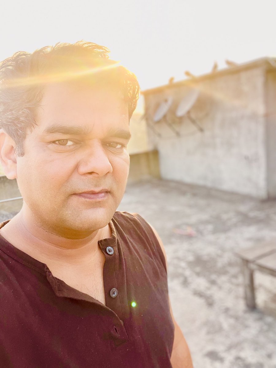 AmanKhortha's tweet photo. ज़्यादातर लोग होते कुछ ओर है और दिखाते कुछ ओर…
natural रहिए अच्छा रहेगा …मन भी और.. तन भी
#amanrathore #jharkhand #coalcitydhanbad #Actor #Khorthasong #Khorthabhasha #Languageagitator https://t.co/srNgUyjdzV