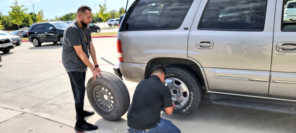 Our Vanguards are Difference Makers fulfilling The Promise. Thank you, Mr. Jimenez, for helping a parent in need of assistance today.  From cleaning up a parent's oil leak to changing tires, you are a walking example of MISD values. We appreciate you &amp; Mr. Alvarez!