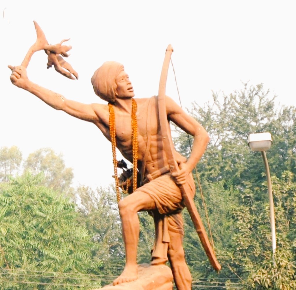 सभी देशवासियों को विश्व आदिवासी दिवस की हार्दिक शुभकामनाएं l
#विश्व_आदिवासी_दिवस