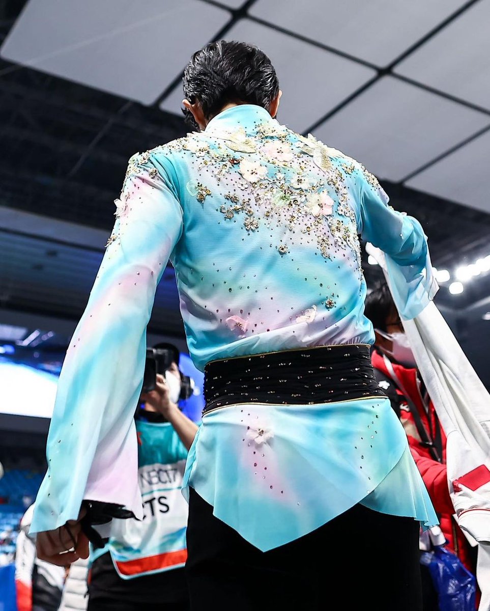 aKisstotheIce's tweet photo. It's #TenchiTuesday 💙🌸 Can we see beautiful TenChi pics on tl please ✨🤍💙🫠Lastly my fav💙 #羽生結弦#YuzuruHanyu #HANYUYUZURU𓃵 #YuzuruHanyu𓃵 #LoveYuzuruFromAllOverTheWorld
@Srir4tu7 @Sum_HY81 @Hanyusmiles @FanyuArgentina @Siggahaf @Adriana11100542 @OnlyforYuzu100 https://t.co/R779zq9ROB