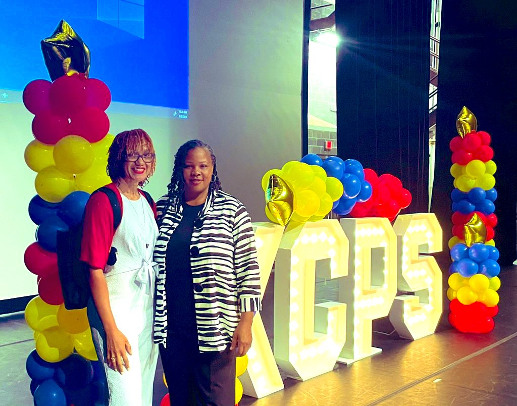 Inspiring keynote by Zaretta Hammond  <a href="/Ready4rigor/">Zaretta Hammond</a>.
Be about it! Teach kids how to read! 
#CompetencePrecedesConfidence
#BuildWordWealth