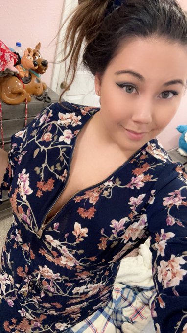 Found my gmas dress ❣️love my Asian roots 💕  https://t.co/x23Sx8uKTr https://t.co/SsN7Siiwgb<a href="/tag/onlyfans"class="tags"><span>#onlyfans</span></a><a href="/tag/sellingcontent"class="tags"><span>#sellingcontent</span></a>