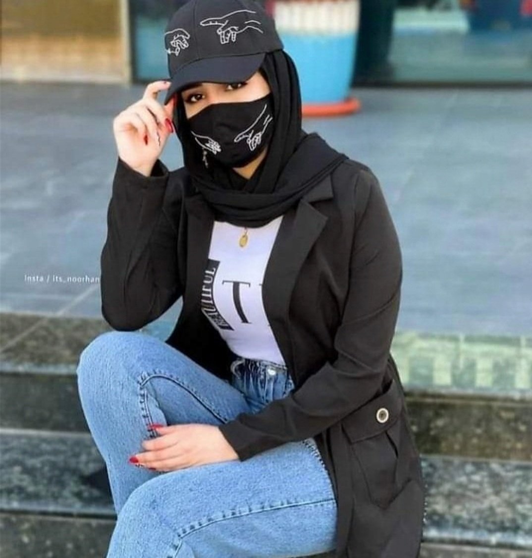 إذا بكت المرأة 
على رجل فإنها تحبه من قلبها، لكن إذا بكى الرجل على المرأة،  فلن تجد على الأرض من يحبها مثله.... 💞

صـــــــــــباح الـــــ🌸🌸🌸🌸