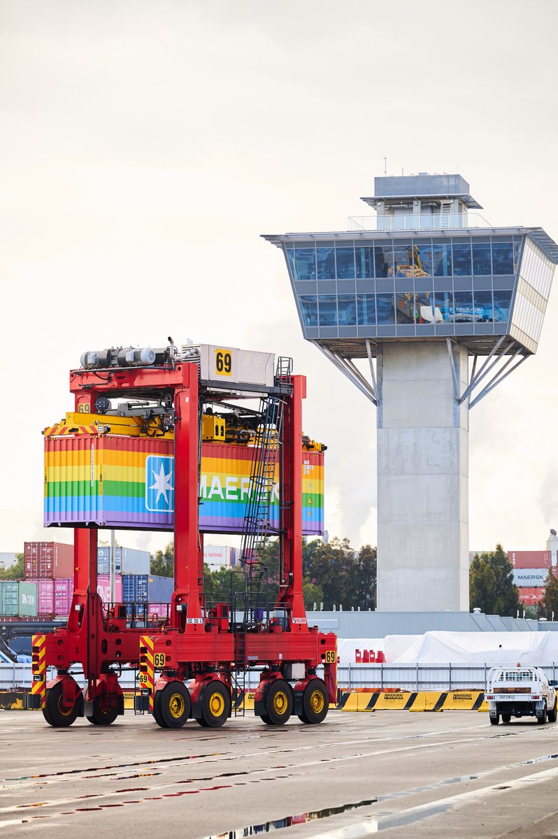 PatrickTerminal's tweet photo. This week we had a special visitor at our Sydney AutoStrad - the @Maersk rainbow container. This specially painted container has been touring the world since 2021 to help shine a light on Maersk's commitment to inclusion & diversity.🌈
#InclusionAllTheWay #rainbowcontainer https://t.co/fKQ0ALgENs