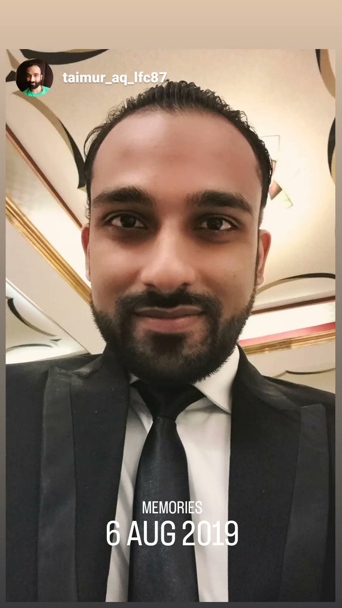 Taimi_Lfc87's tweet image. #suitandtie #besharp #naturallook #positivementality #loveandlight #shiningsoul #blackandwhite 😍😍😎👔🖤🖤🌹