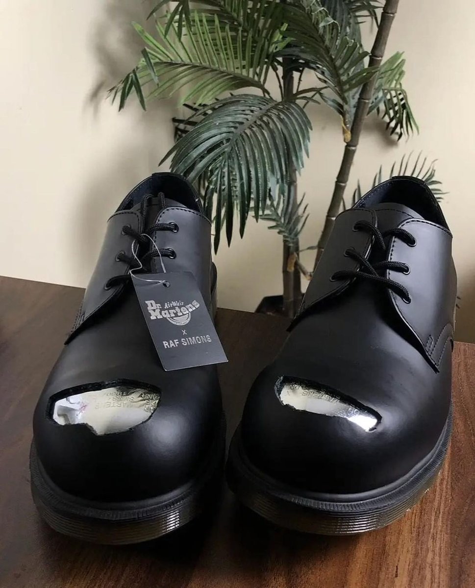 Shtreetwear's tweet photo. Dr. Martens by Raf Simons https://t.co/aii7opNY9k
