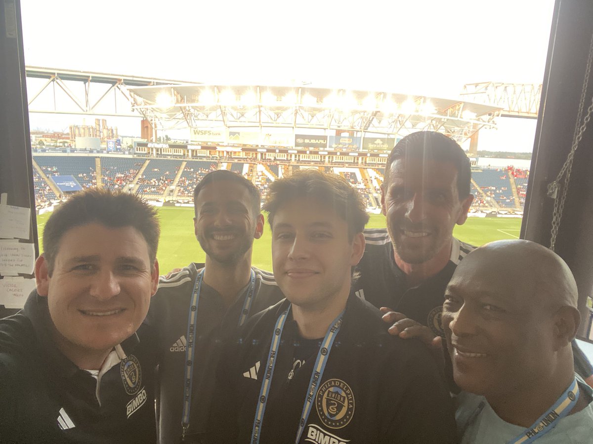 Join myself, Analyst @SebastienLeToux , Producer @Kylemorello4 and Engineer Marty Dickerson with @Minarik975 and Brendan Gunn back at the studio for tonight’s @PhilaUnion radio broadcast on @975TheFanatic ! 8pm UNION v NYRB!