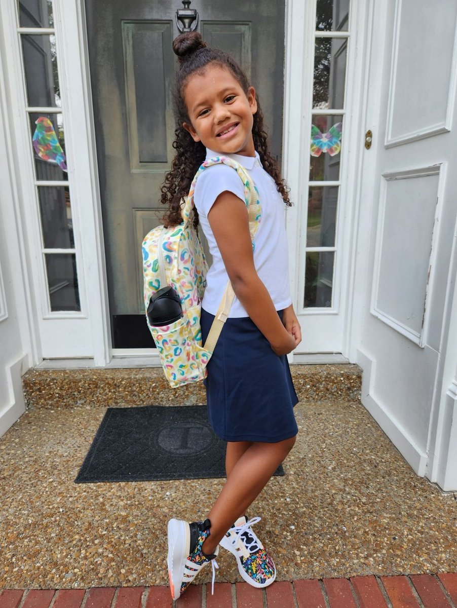 iamjamesthe3rd's tweet photo. These girls had Back-2-Back First Day's this week! 📚
Janie stunted on the entire 1st grade class today! 😮💨
Thoughts & Prayers to Nella's new teachers...y'all see that hand on her hip?!? 😫
#FirstDayFresh 💕🎒💕 https://t.co/eAxclsDVWQ