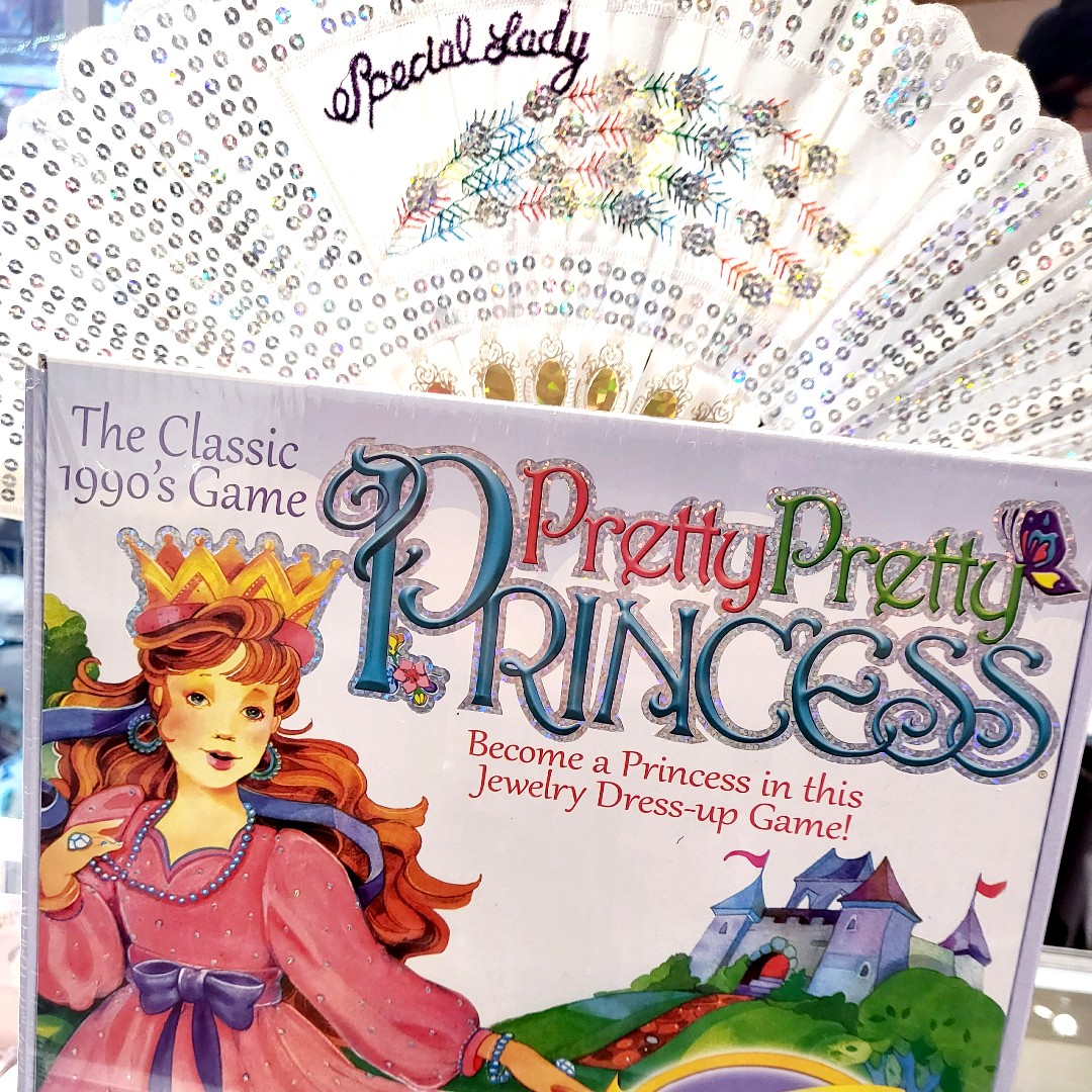 How #Pretty are you?
Originally released in 1989 by Western Publishing - Pretty Pretty Princess is for ages 5 and up, doesn’t require reading or complex counting skills, and contains no electronics or mechanical components. 
#ToyTuesday #PrettyPrincess #TheMoreYouKnow #KappaToys