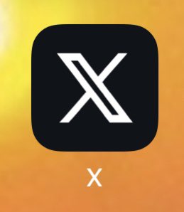 I wonder how many people uninstalled Twitter because they thought this was some random app.