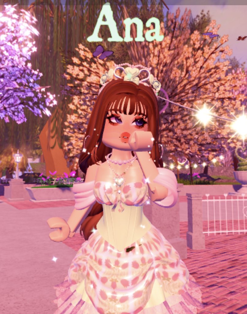 lemonfhul's tweet photo. my royale high outfit for the new school <3 @RoyaleHighValks #royalehigh #royalehighcampus3 https://t.co/hmYW0yafse