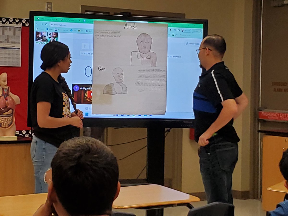 RealyvasquezAl's tweet photo. Part 2: seniors teaching the history of anatomy to their peers one scientist at a time
#peerteach #tisdproud #anatomy #history https://t.co/lWC1kVpjfh