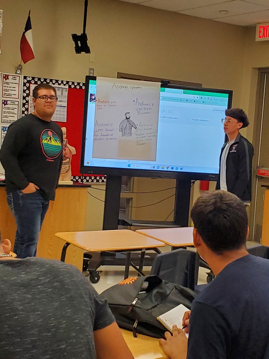 RealyvasquezAl's tweet photo. Part 2: seniors teaching the history of anatomy to their peers one scientist at a time
#peerteach #tisdproud #anatomy #history https://t.co/lWC1kVpjfh