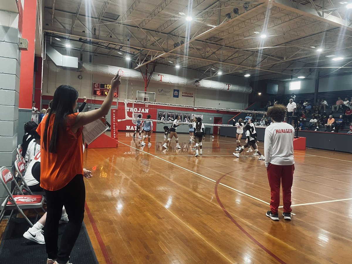 NETROJANSBASE's tweet photo. Our guys showed up and showed out for @LadyTrojanVball tonight vs Sumrall! Great game, great energy! Keep the train rolling ladies! #Family https://t.co/opaPKsynCN