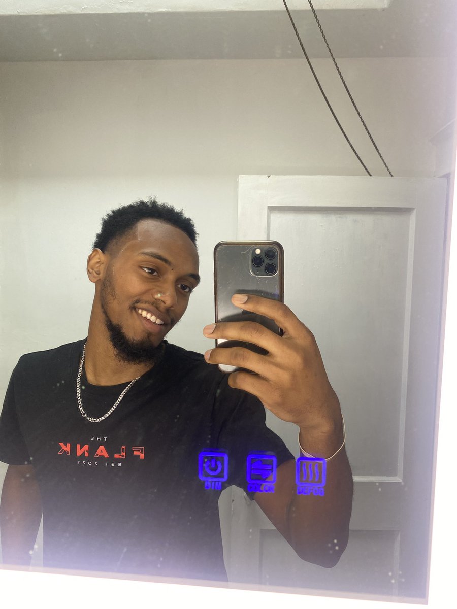 IndiSZN_'s tweet photo. Made a change https://t.co/KCmjKFEdHV