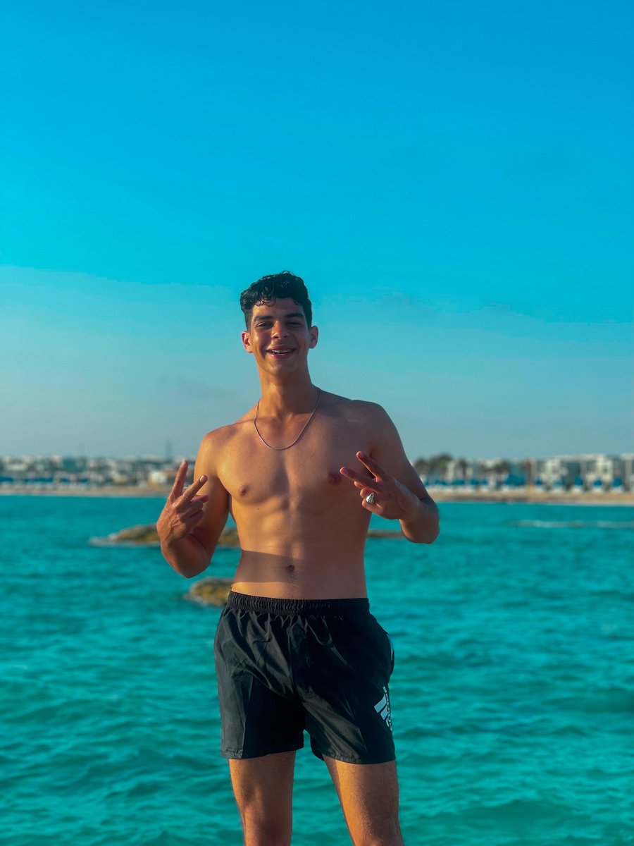 AlkomyB's tweet photo. 🌊🦅 https://t.co/IvUDGmv4Qh