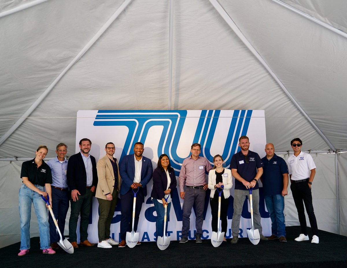 terawattinfra's tweet photo. We are thrilled to announce a major milestone in our journey to power electrified fleets: Today we hosted a groundbreaking event in Inglewood, CA, unveiling a site that will soon be home to a TeraWatt charging facility for light-duty EV fleets — right near @flyLAXairport! https://t.co/arc0EsBSOJ