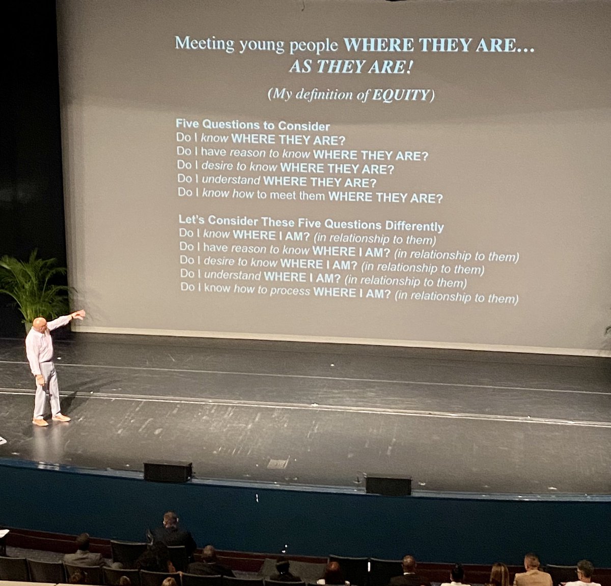 APStiverne's tweet photo. Leadership Week Day 3: Keynote Speaker @PrincipalKafele
So many words describe his motivational speech: phenomenal, profound, thought provoking, self-reflecting, powerful, necessary. We’re in the “proper place” to help every child meet success! “I SEE you!”
#LeadWithIntention https://t.co/kSmrCInPO0