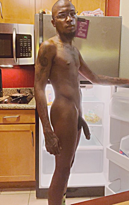 😜🤫.🍫😎💪🏾 https://t.co/4g4jz1ISl8