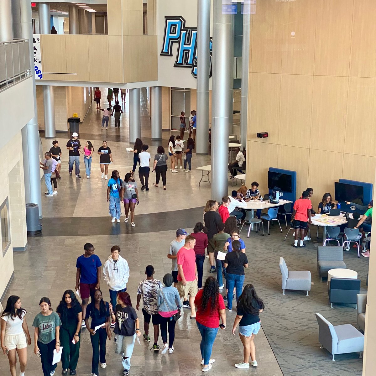 What a great evening welcoming new Panthers and welcoming back returning Panthers at PHS Preview Night! #PantherProud