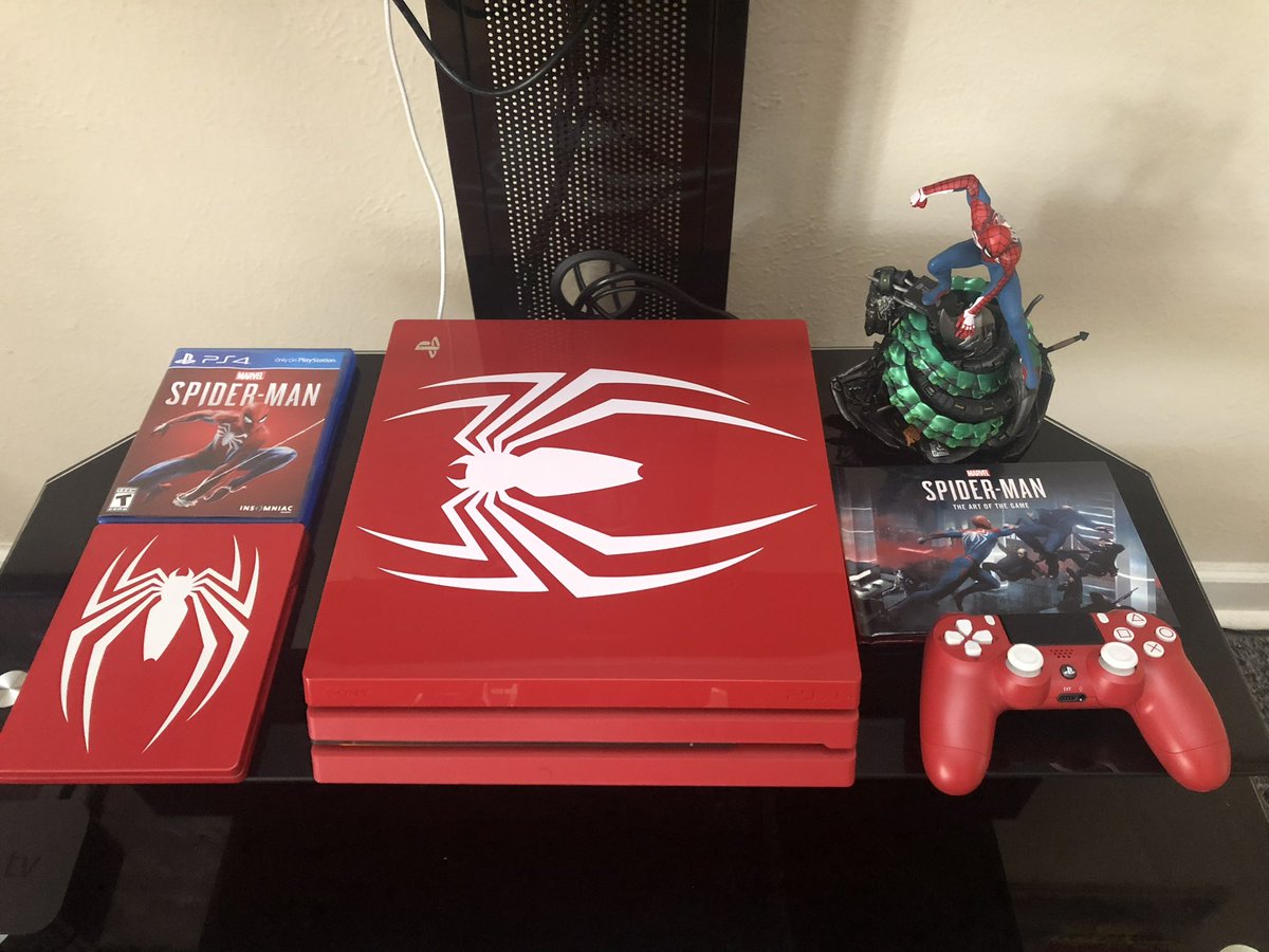 IR_SP8's tweet photo. #uniqueinchem 1) Iโm an anime junkie 2) Iโm a tech head 3) I hoop when I can 4) gamer guy (I have the limited edition Spider-Man PS4) and 5) fun fact, I used to do Brazilian jiu jitsu https://t.co/xdo7e02W91