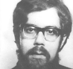 Hace 48 años fue detenido el diputado Carlos Lorca en calle Maule 130. Como presidenta del <a href="/PSChile/">Partido Socialista de Chile</a>, he solicitado a la municipalidad de Santiago el cambio de nombre de dicha calle en representación de todas y todos los socialistas NadieEstáOlvidado