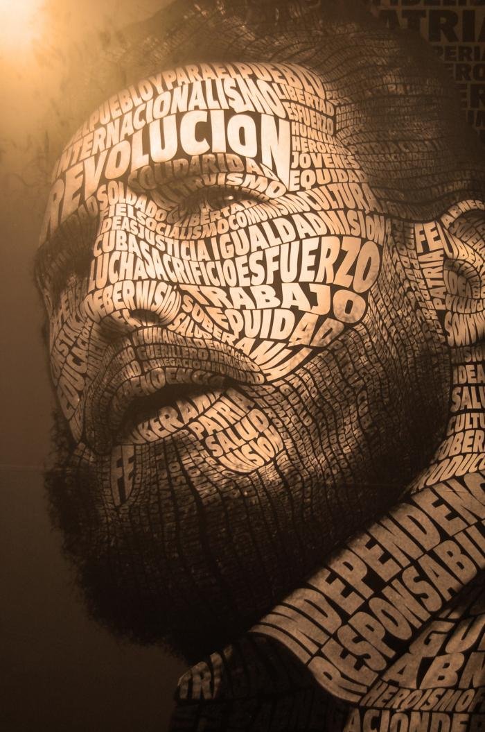 #FidelPorSiempre debe seguir siendo el compañero que nos impulsa, el jefe que nos alienta, el pensamiento que nos guía, la voz que nos sigue convocando, como en las vísperas de Girón, a ocupar nuestros puestos de combate en la defensa.