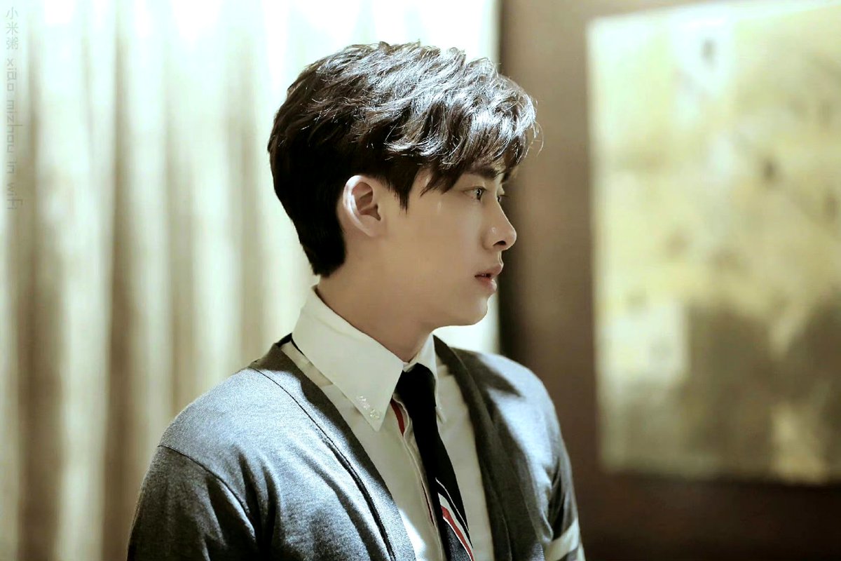 Mortimer_hxy's tweet photo. morning🍁#LiYifeng  #李易峰  #LYFENG  #lyf   #이역봉  #りいふう  #หลี่อี้เฟิง  #リー・イーフォン  #LýDịchPhong #loveyouforever https://t.co/sxIbLVBWlT