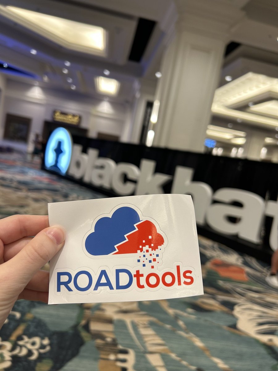 Best training ever!!!! Thank you <a href="/_dirkjan/">Dirk-jan</a> and <a href="/sannemaasakkers/">Sanne</a> for teaching me all your Azure AD hacking brilliance. My brain feels 10x bigger 🧠

10/10 really recommend this to others