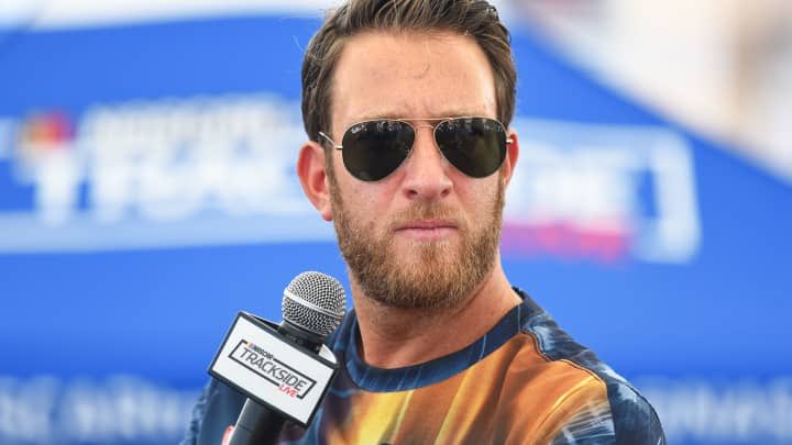 The interesting part of the “Penn-Disney-Barstool” transaction in a nutshell:

Disney basically told Penn “we’ll acquire (rescue) you, but you gotta lose Portnoy and Barstool.” 

Portnoy knew he had Penn over a barrel. 

No divestiture of Barstool meant no deal with Disney.

So,
