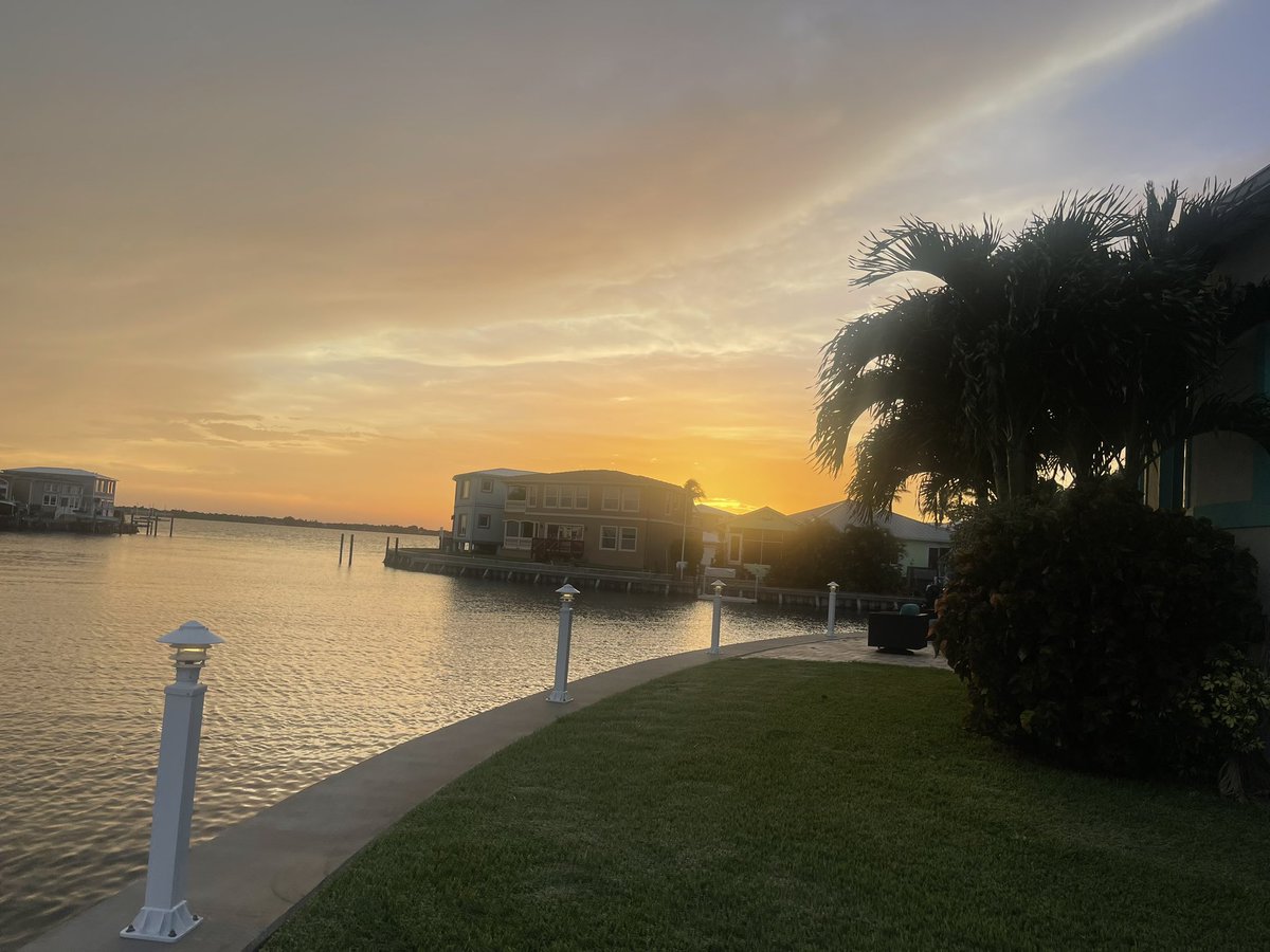 GG1894819097's tweet photo. Guyzz what a great live! #OBWvortex anyone in Florida? 
i’ve been a part of this community for two years, but I have never met anyone in person. i’m tired of my social anxiety, keeping me isolated. https://t.co/SiSodgzRpA
