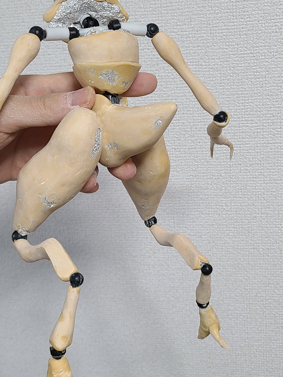 marheaven1857's tweet photo. お前尻尾(虫でいうと腹？)生えてたんか⁉️

普段なら1、2日程度の作業にやはり結構かかった💦

デカイ… https://t.co/D86tTffcm9
