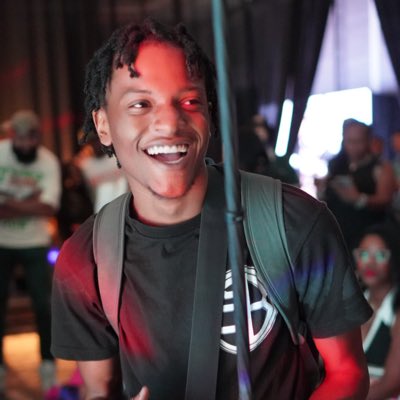 _lil4oe's tweet photo. #NewProfilePic https://t.co/0x4d69SVNL