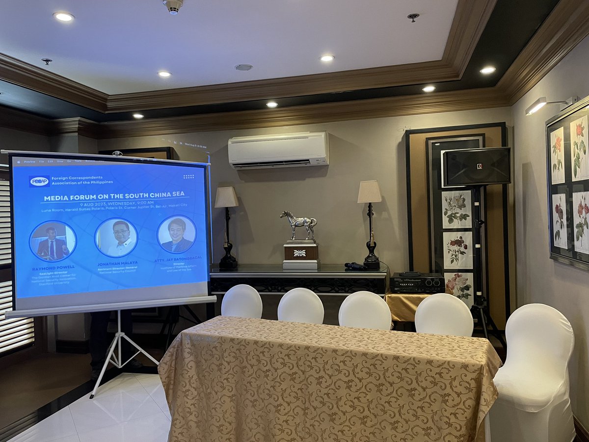 focapmedia's tweet photo. Happening this morning- #FOCAP media forum on the South China Sea at the Luna Room, Herald Suites Polaris, Makati City. https://t.co/JmF5OfRaKC