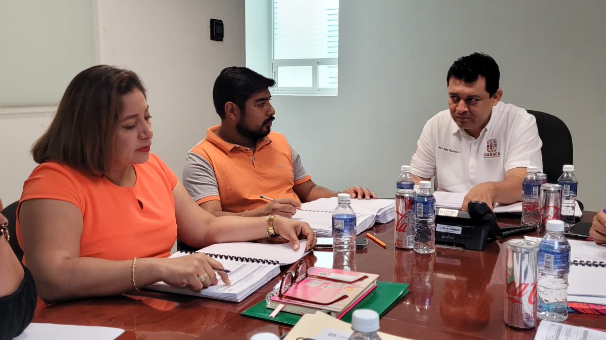 stpeidceo22_25's tweet photo. Esta mañana el Comité Ejecutivo del STPEIDCEO a través de la Secretaría de Escalafón participó en la sesión de la comisión mixta de escalafón, https://t.co/fZ8fxGrKlM