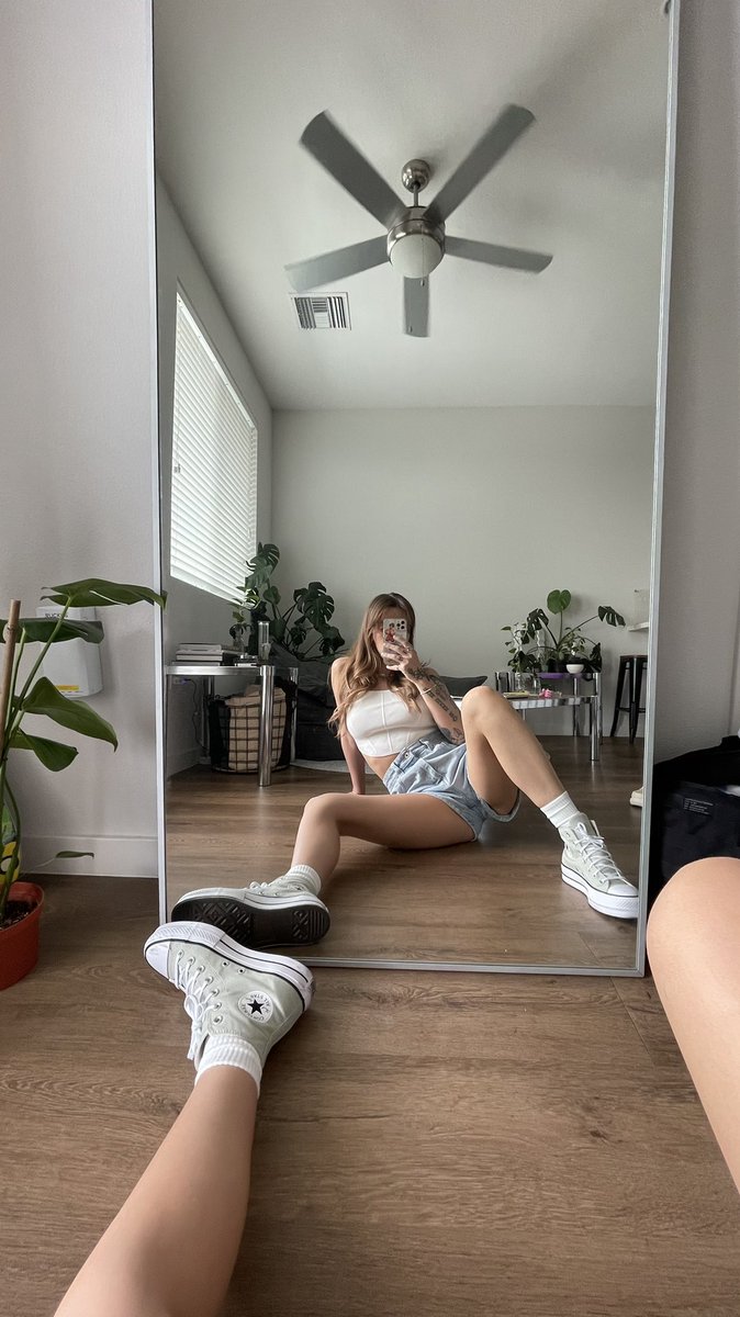 plant girl 🌱 tweet media