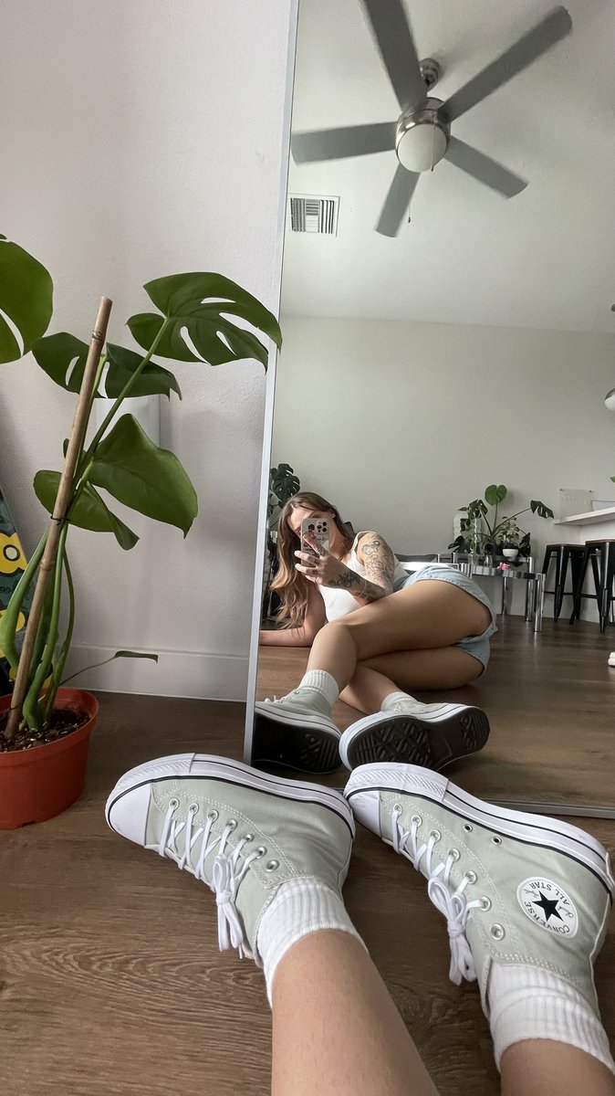 plant girl 🌱 tweet media