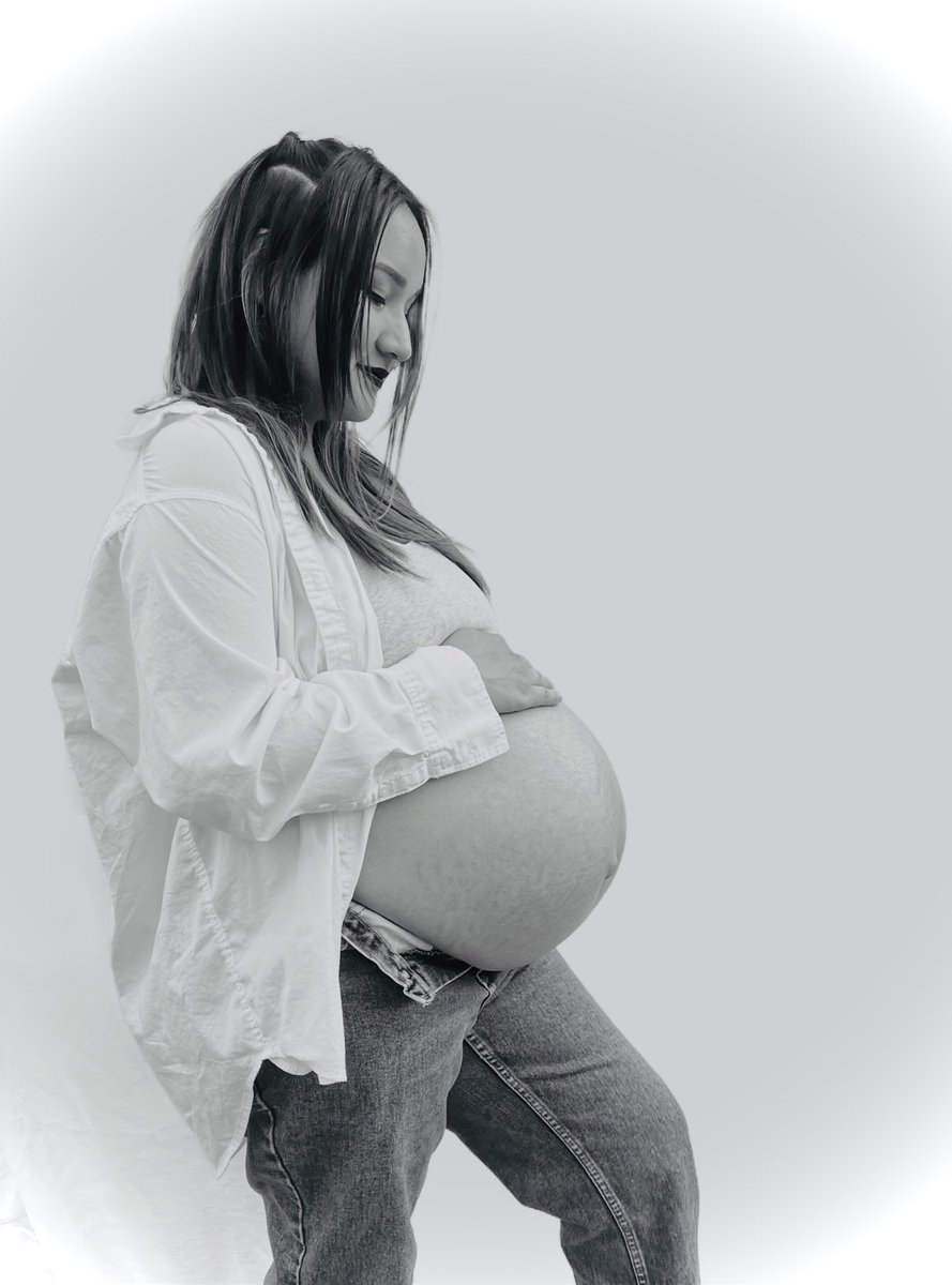 carson_davis0's tweet photo. Being a mom has always been one of my biggest goals in life &amp; now I'm blessed to be a mommy of 2. So excited to welcome my 2nd little girl here real soon. 🤍 https://t.co/OjPyqrzEnU