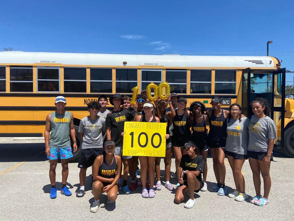 BrennanTennis's tweet photo. Varsity improves to 6-2 on the young season with wins over @ClemensTennis and Steele. Senior captain Faith Hines reaches 100 career varsity wins (the 5th in program history) and the team finishes match play for the week tomorrow with matches at @SVrangertennis and Pieper! https://t.co/7WbLegYPe4