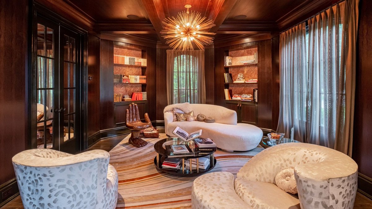TheAdamoGroupNJ's tweet photo. Old Tappan Mansion for sale https://t.co/cLCEggKQmW