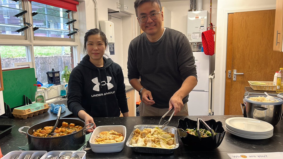 It’s always LOVELY to serve - cooking &amp; serving for Tuesday Lunch at Chaplaincy of University of Wolverhampton !
<a href="/wlv_uni/">University of Wolverhampton</a> <a href="/WLV_DoctoralCol/">The Doctoral College</a> @WlvDoctoral